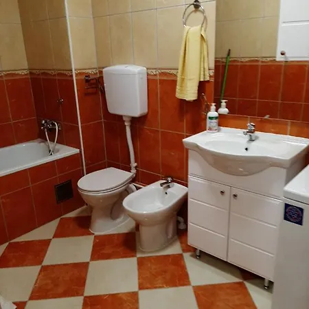 Hana Apartamento Sanski Most
